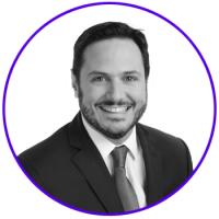 José Viñas - Cushman & Wakefield